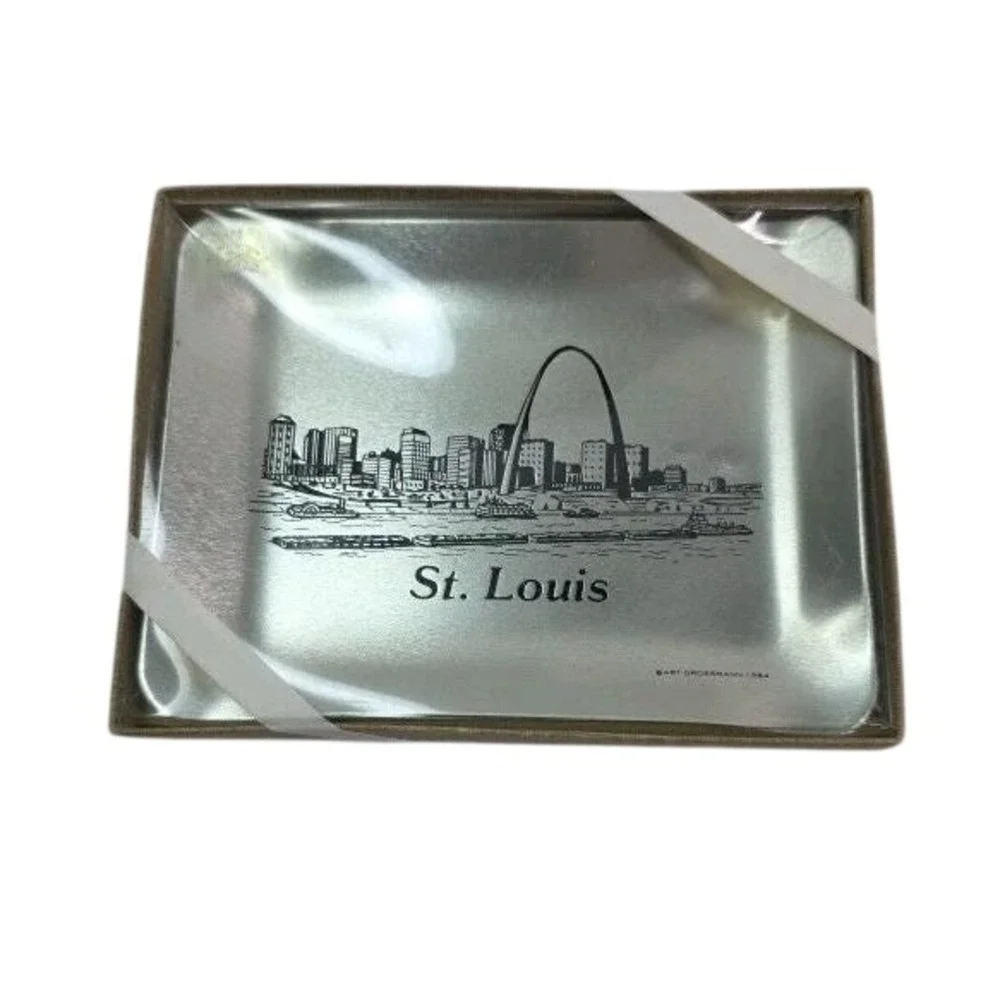 1984 St Louis‎ Arch Aluminum Trinket Candy Change Dish Tray 5